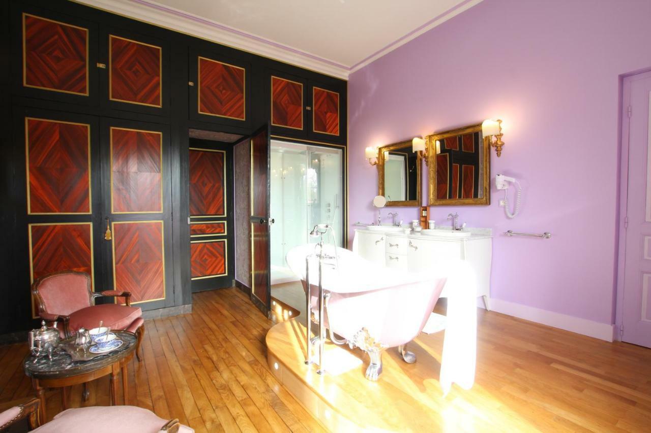 Chateau De Chantore Bacilly Buitenkant foto